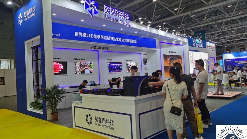 选择展览展示服务公司时，要关注其资质认证。以下是一些重要的参考指标：